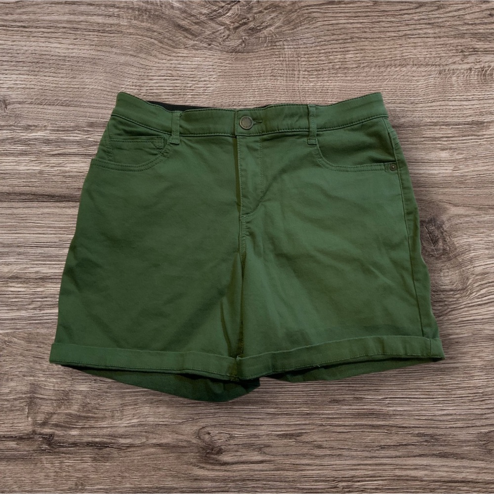 Wit & Wisdom Green Mid-length Shorts Sz 12